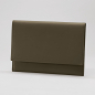 Preview: Treuleben leather Laptop Cache ranger green, front