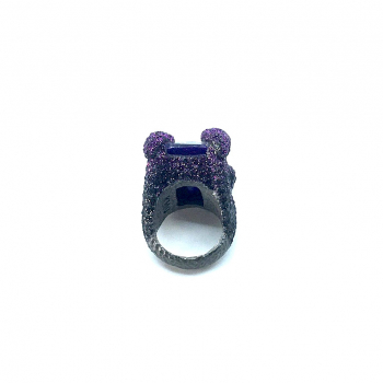 Kmo ring soli purple Camelite, with large faceted crystal, back