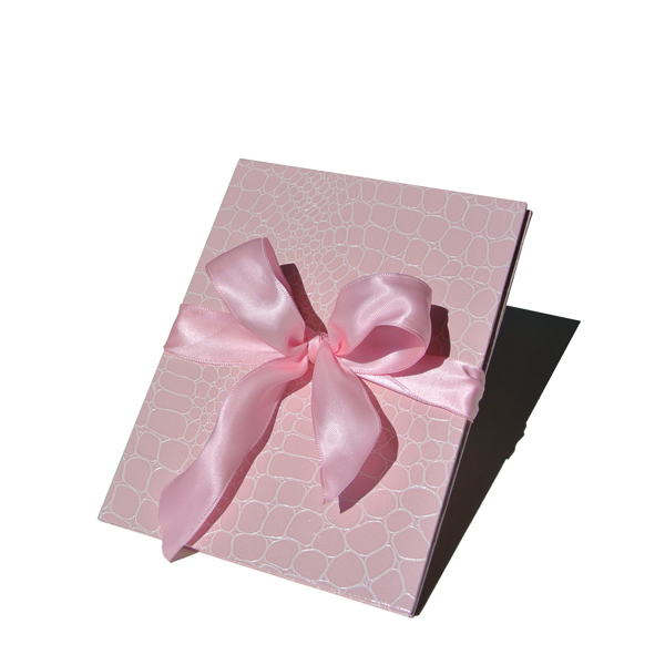 Album Nelli Croco pink inside 260g cream-colored carton 12 Pages, croco pattern
